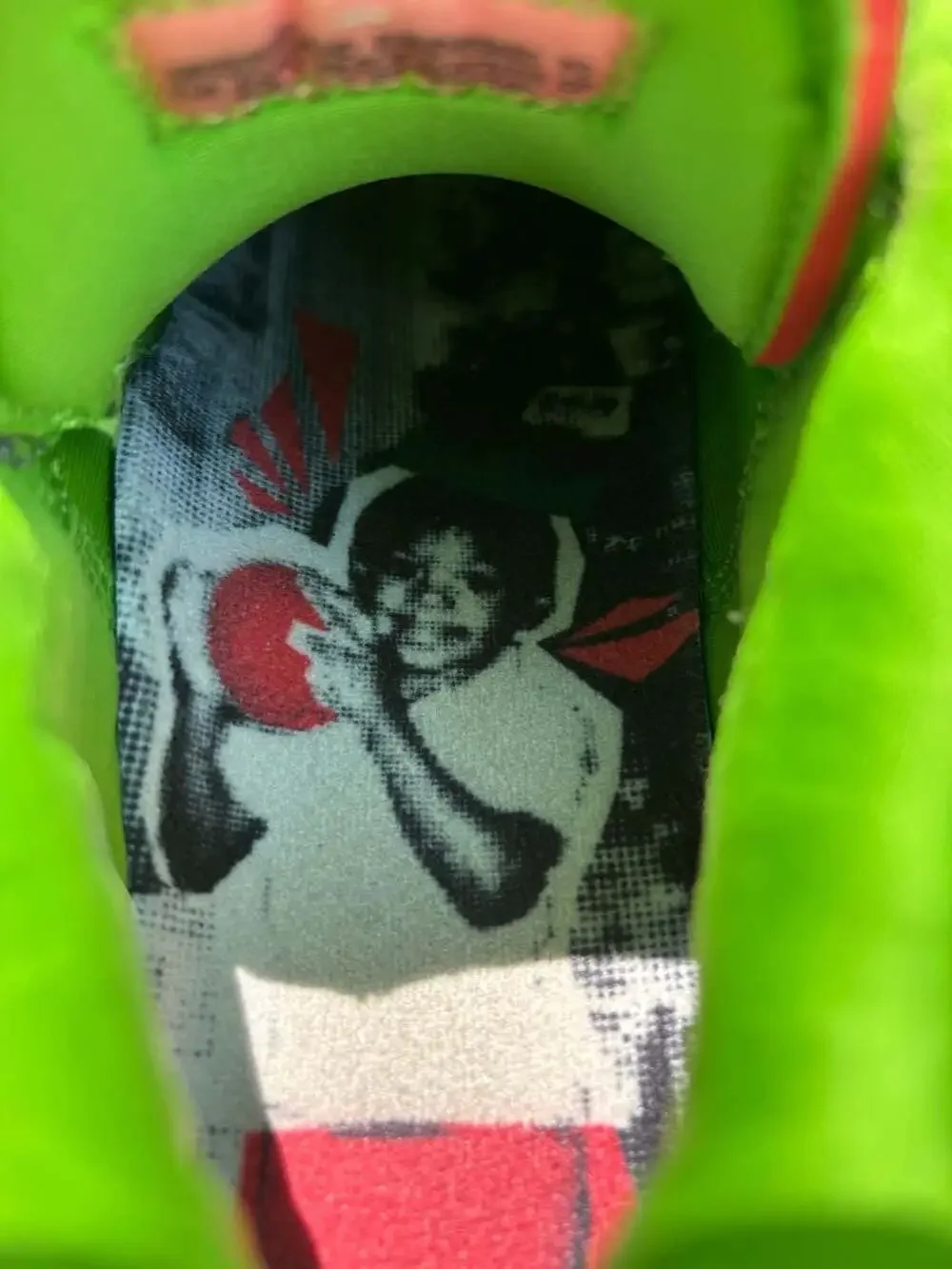 Nike LeBron 20 Stocking Stuffer Christmas Sneakers Green Apple FJ4955-300
